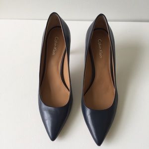Calvin Klein Navy Gayle Pumps